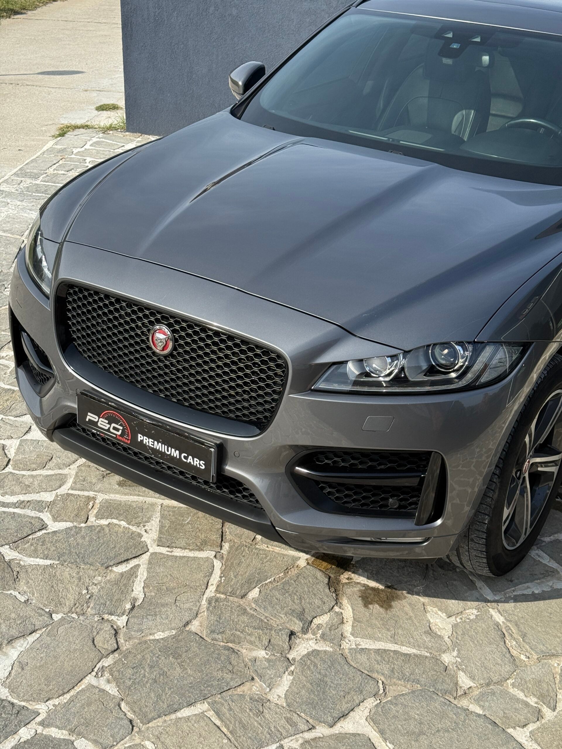 JAGUAR F-PACE R-SPORT