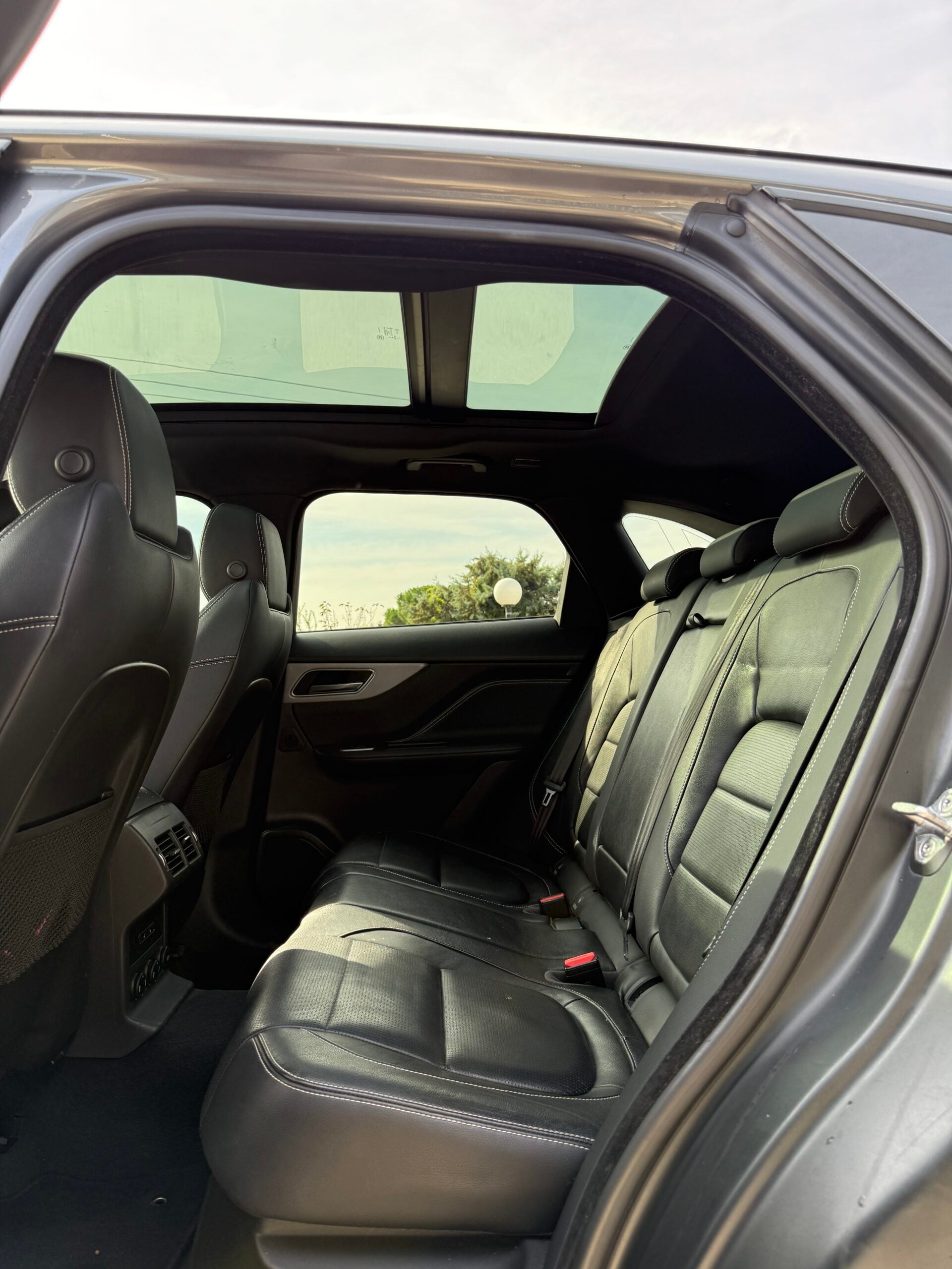 JAGUAR F-PACE R-SPORT