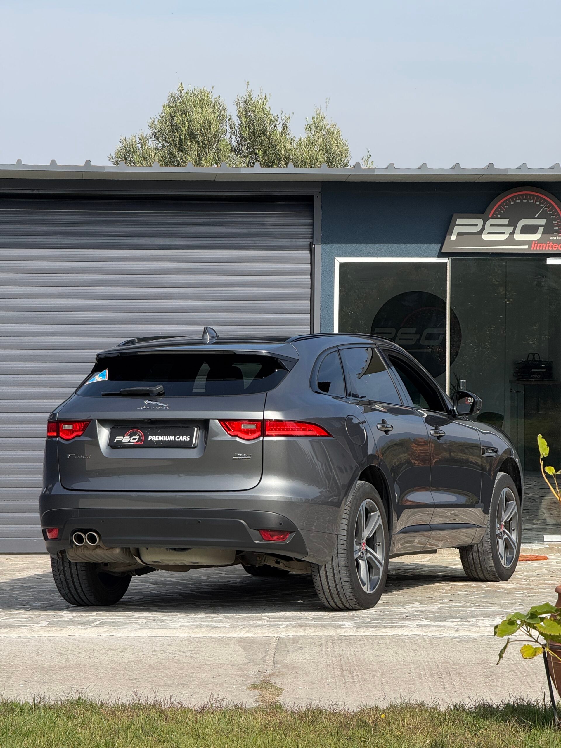 JAGUAR F-PACE R-SPORT