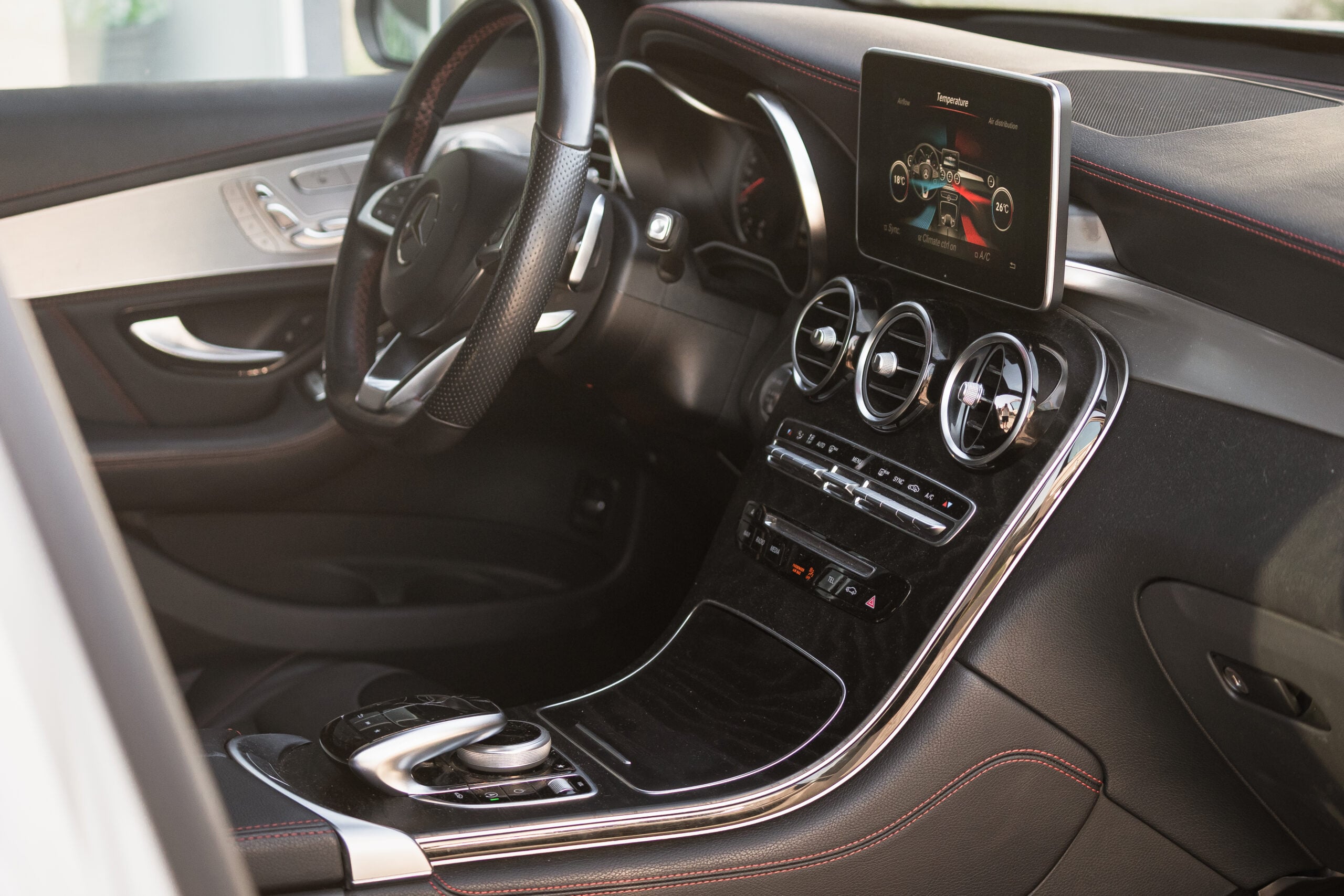 MERCEDES GLC 43 AMG